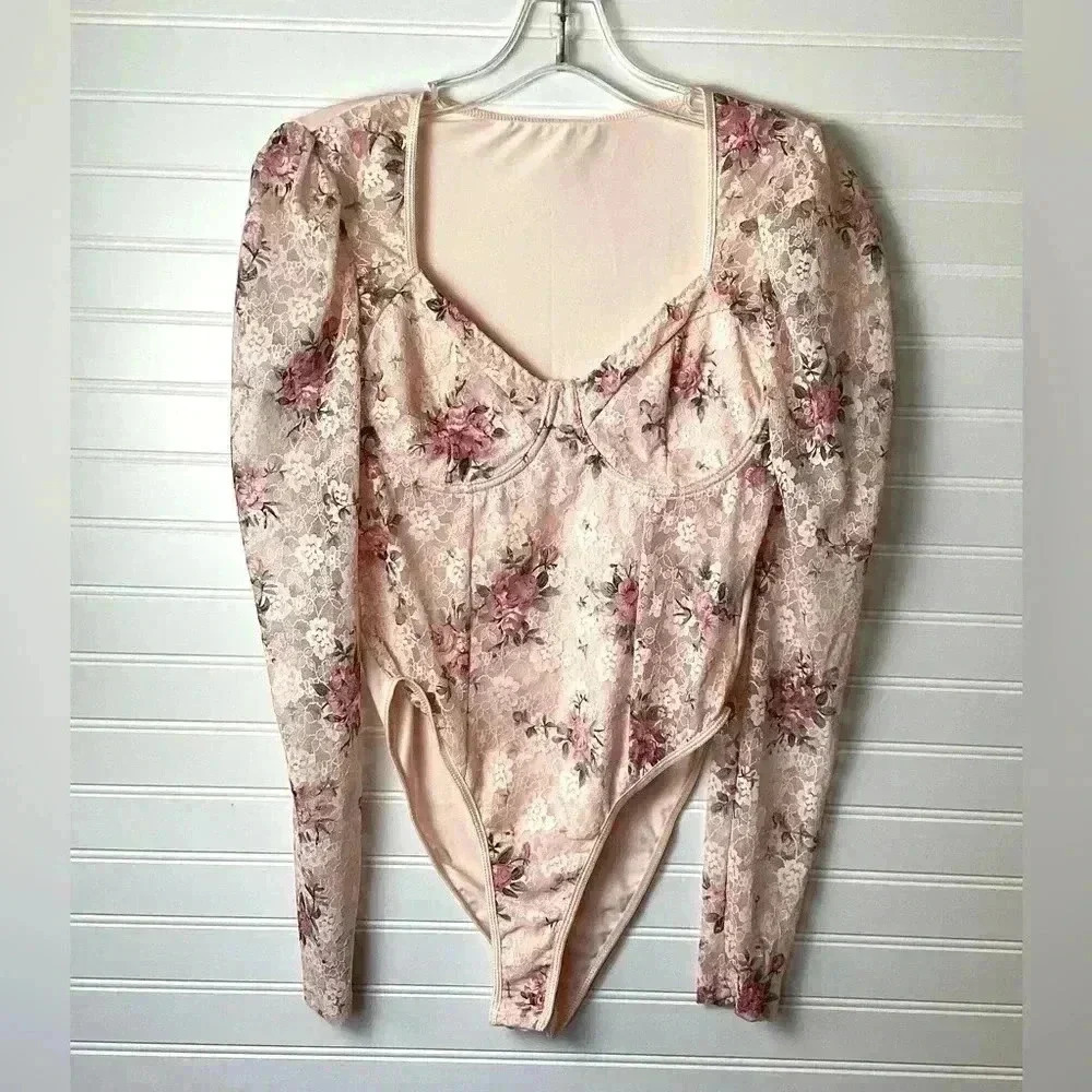 SHEIN Pink lace long sleeve Bodysuit Size Medium